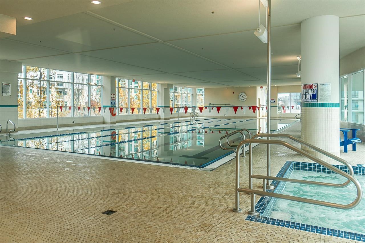 Listing image of 502 172 VICTORY SHIP WAY