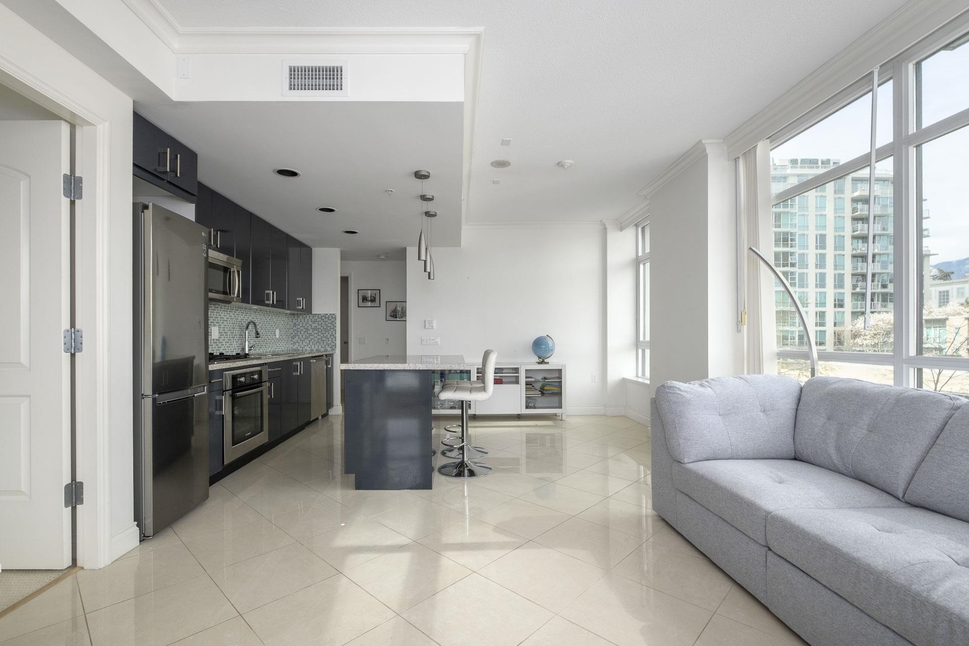 Listing image of 502 172 VICTORY SHIP WAY