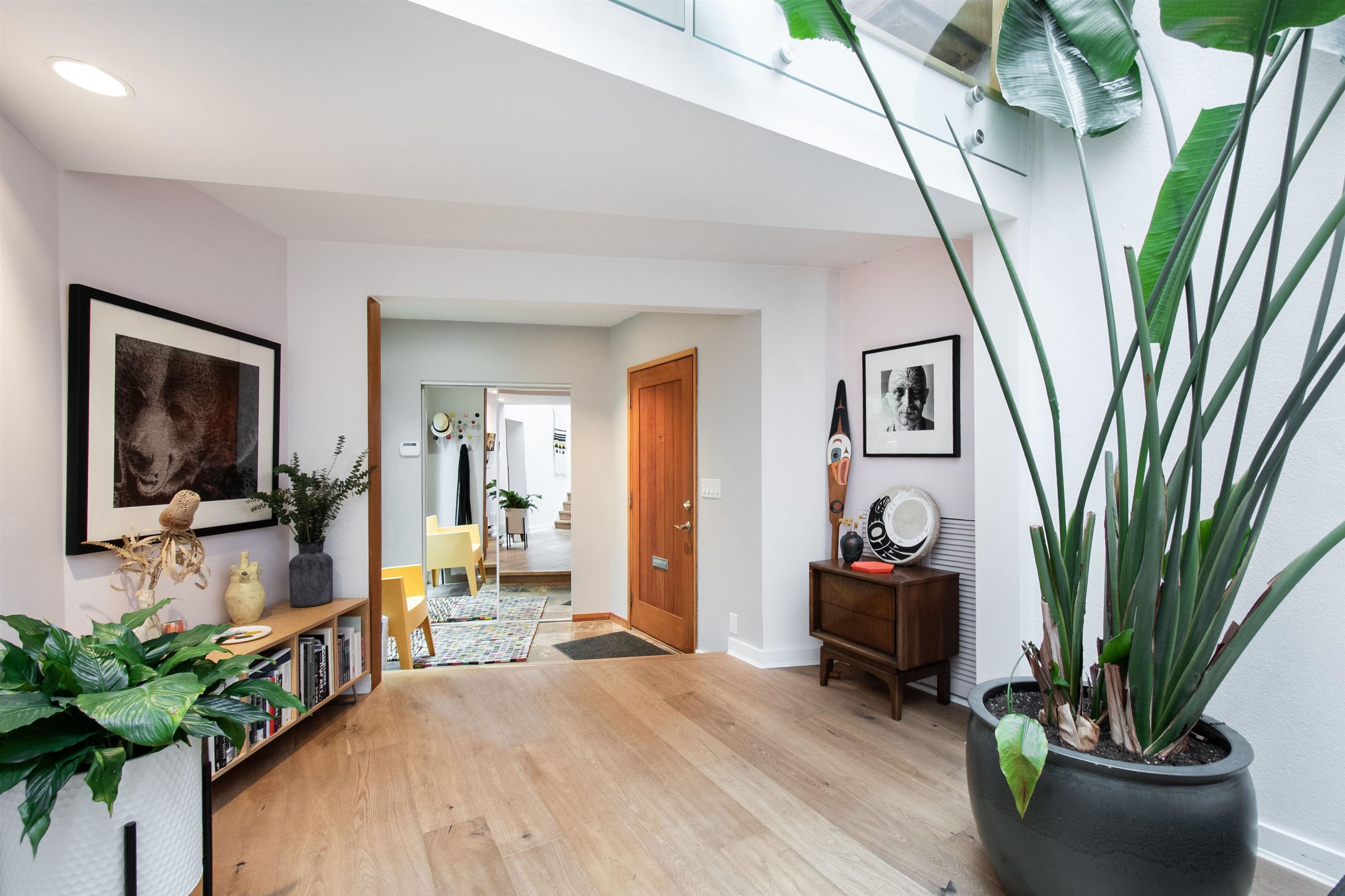 Listing image of 1043 KINLOCH LANE