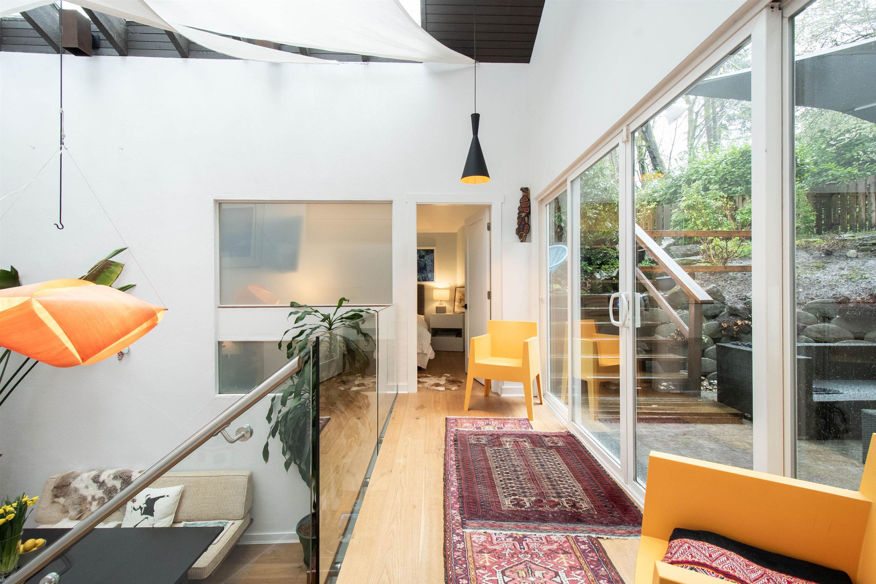 Listing image of 1043 KINLOCH LANE