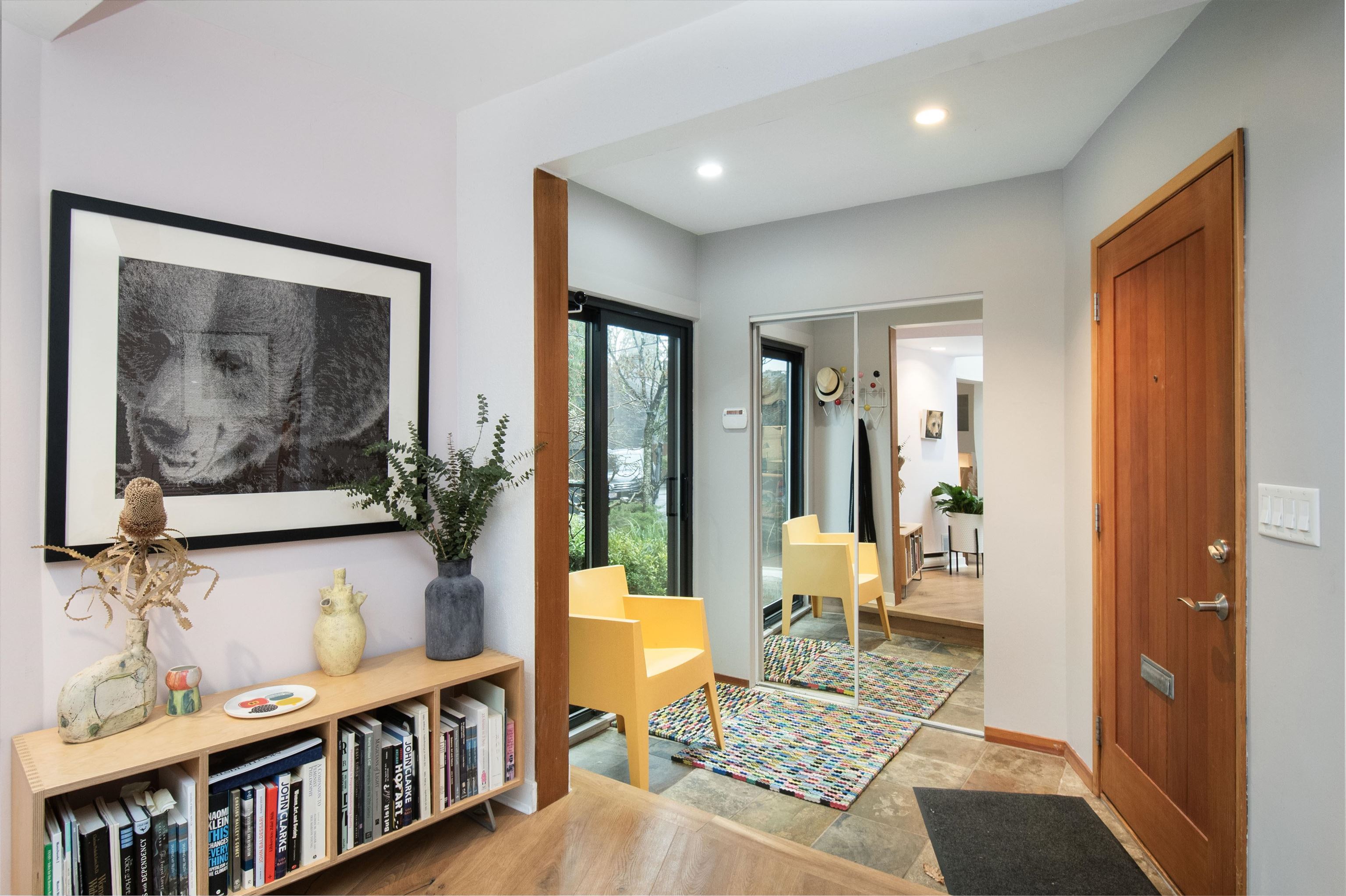 Listing image of 1043 KINLOCH LANE