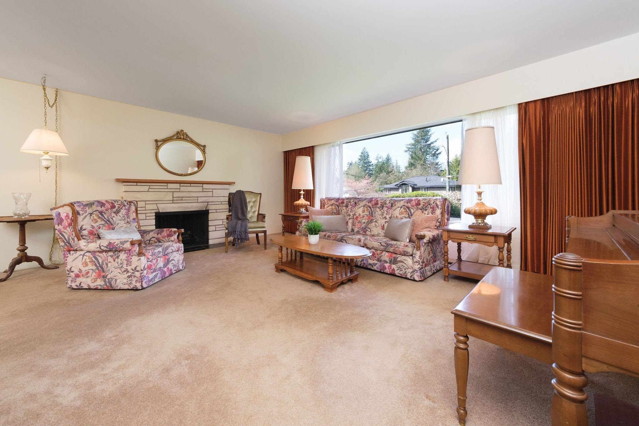 Listing image of 3166 DEL RIO DRIVE