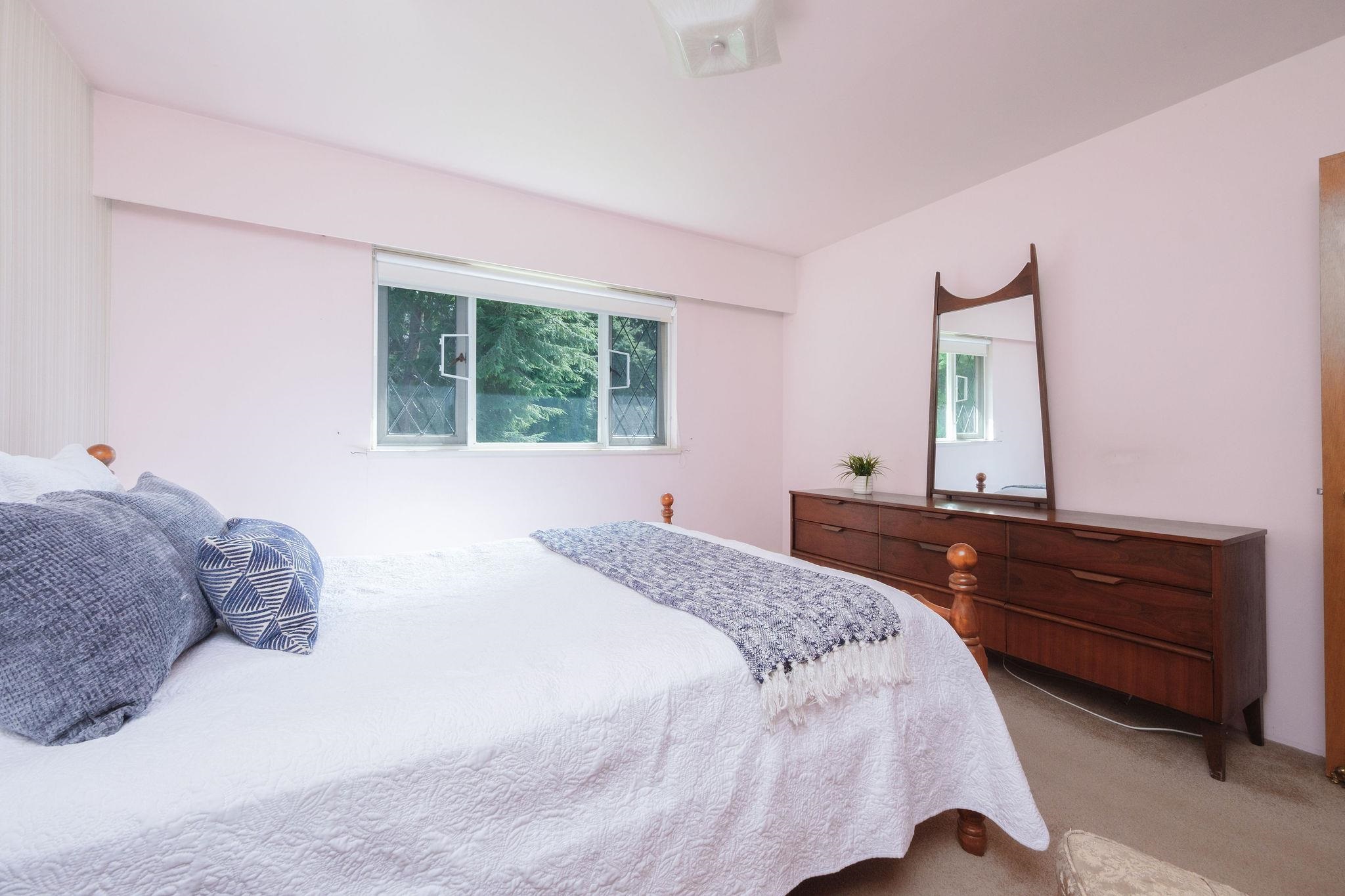 Listing image of 3166 DEL RIO DRIVE