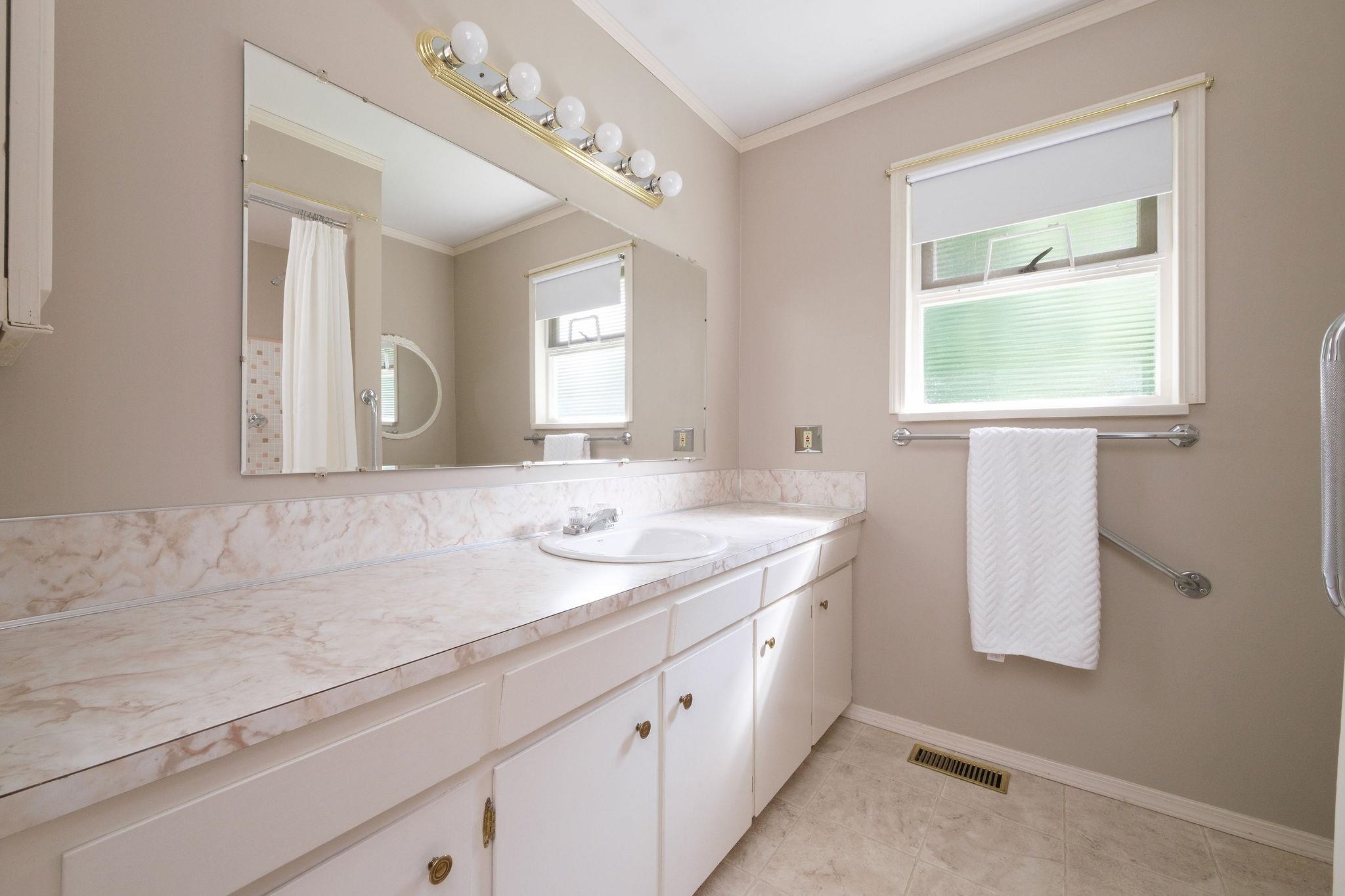 Listing image of 3166 DEL RIO DRIVE