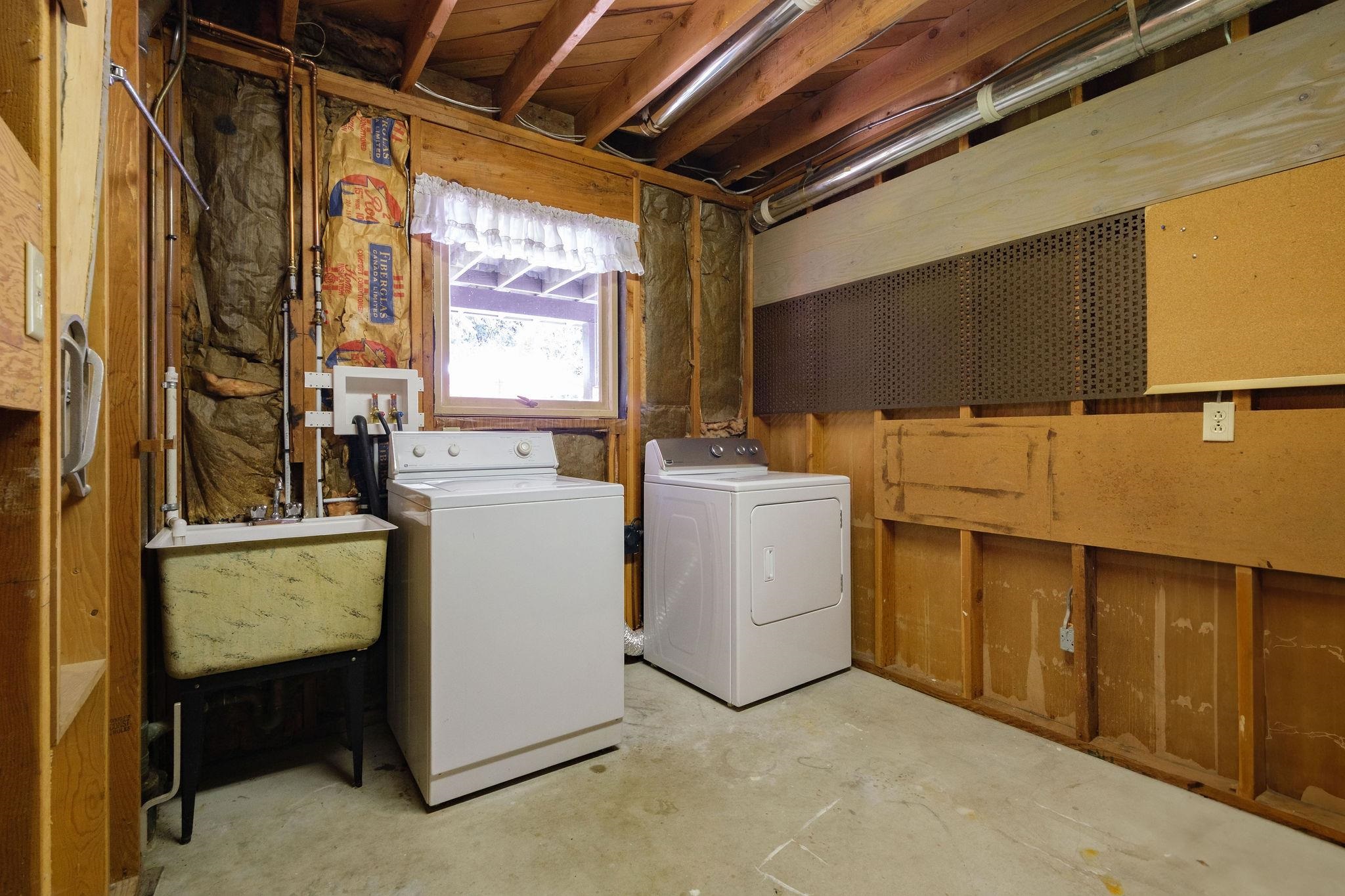 Listing image of 3166 DEL RIO DRIVE