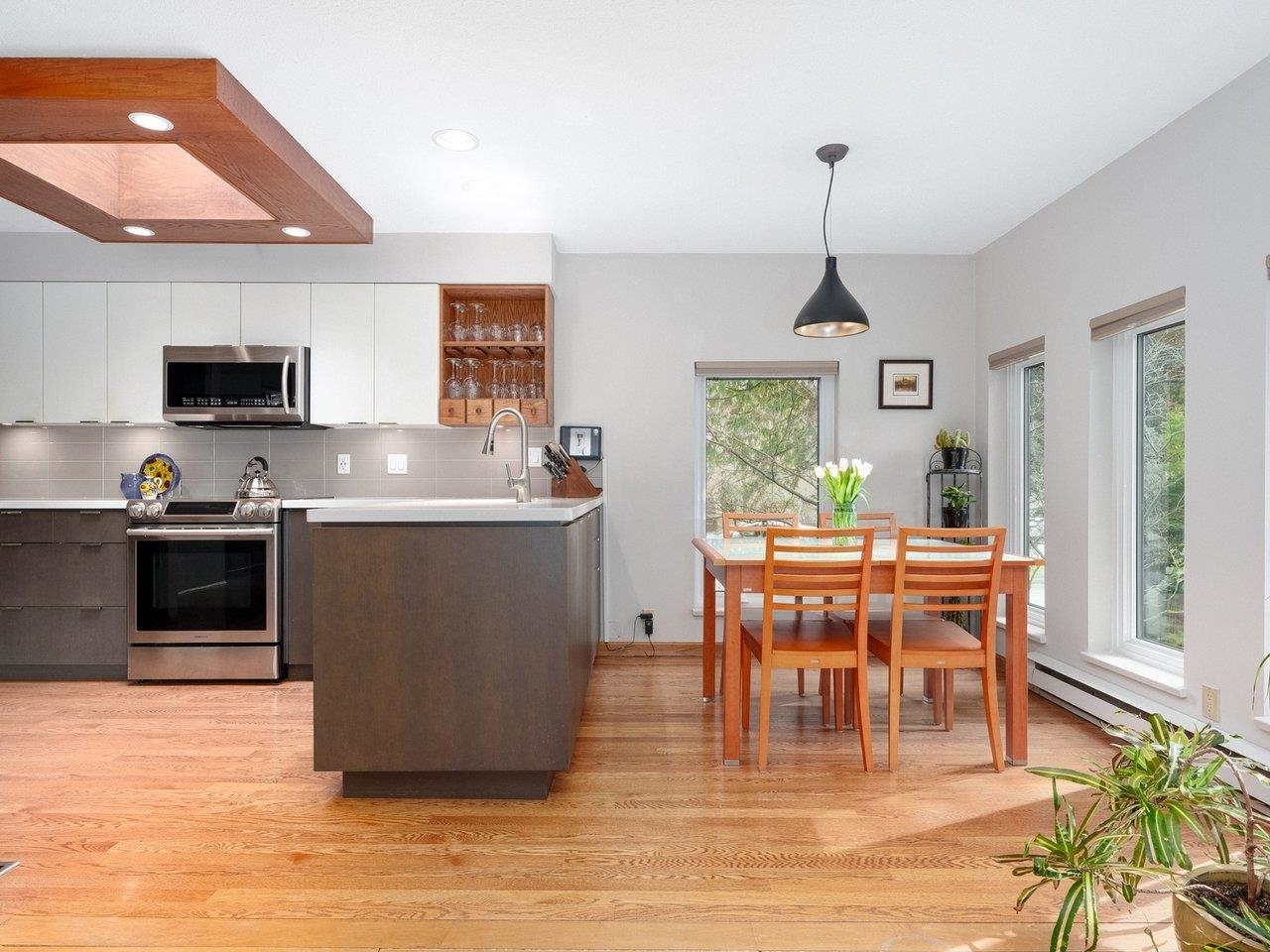 Listing image of 3821 SYMONDS ROAD
