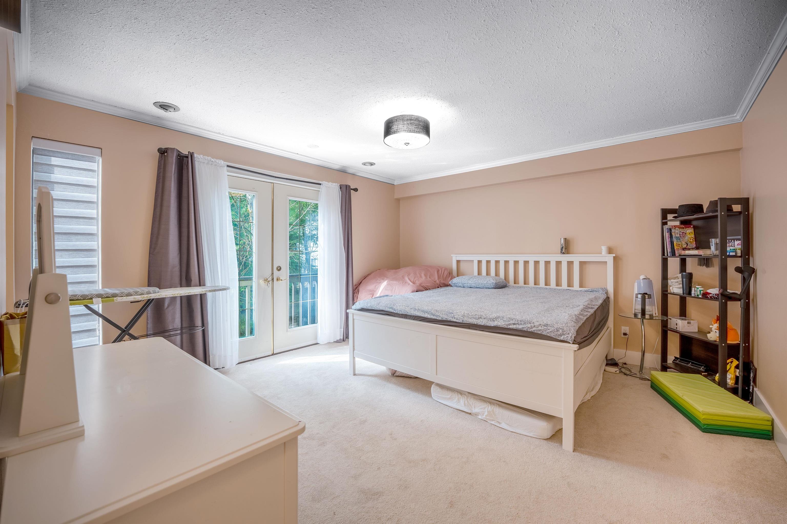 Listing image of 5535 HUCKLEBERRY LANE