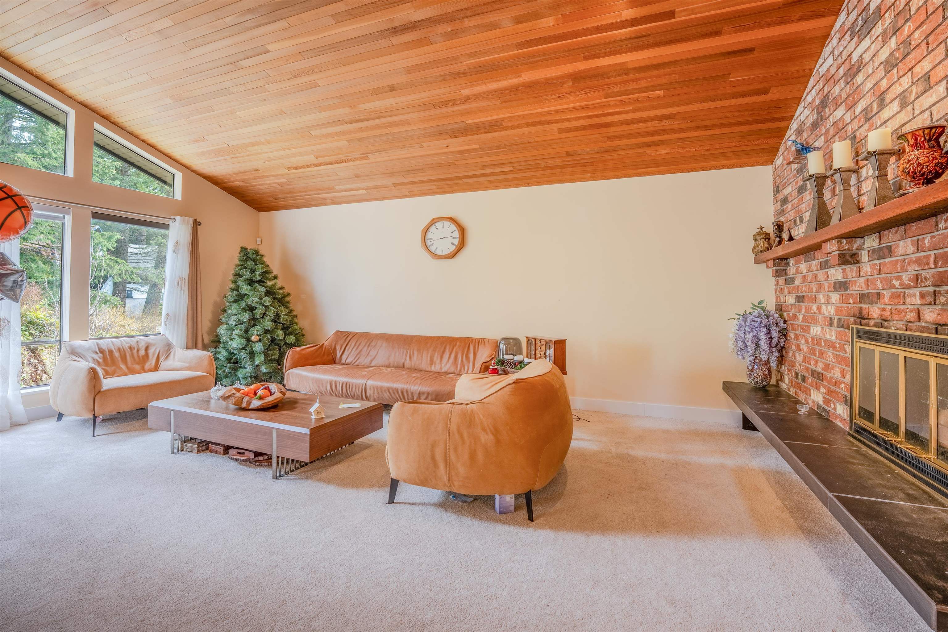 Listing image of 5535 HUCKLEBERRY LANE