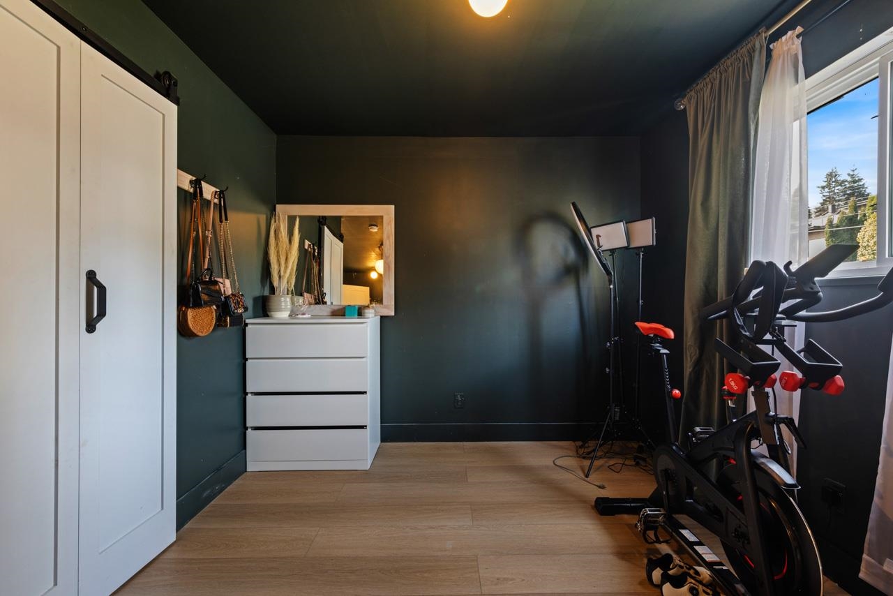 Listing image of 1110 DEEP COVE ROAD