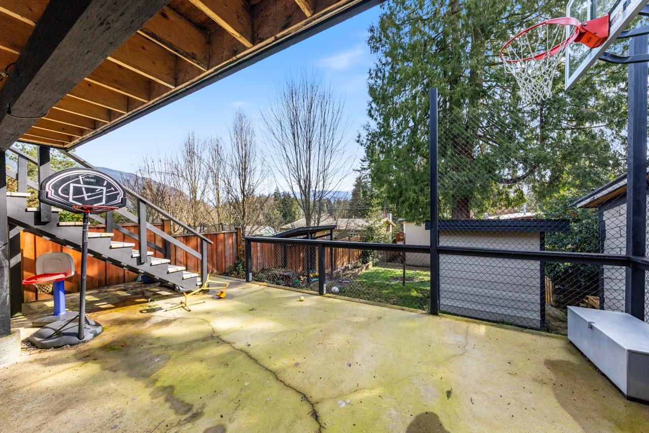 Listing image of 1110 DEEP COVE ROAD