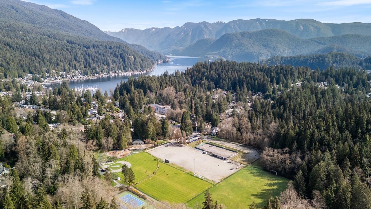 Listing image of 1110 DEEP COVE ROAD
