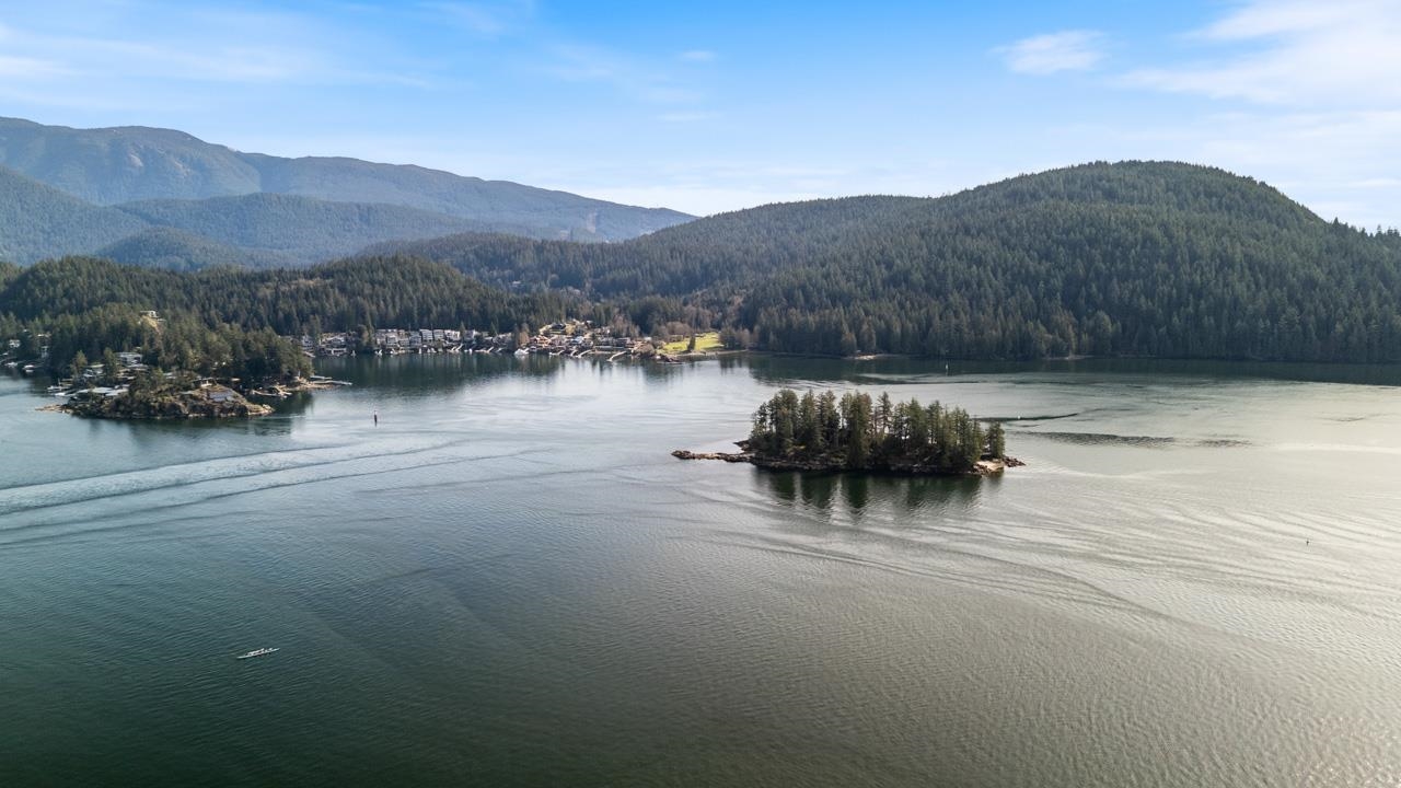 Listing image of 1110 DEEP COVE ROAD