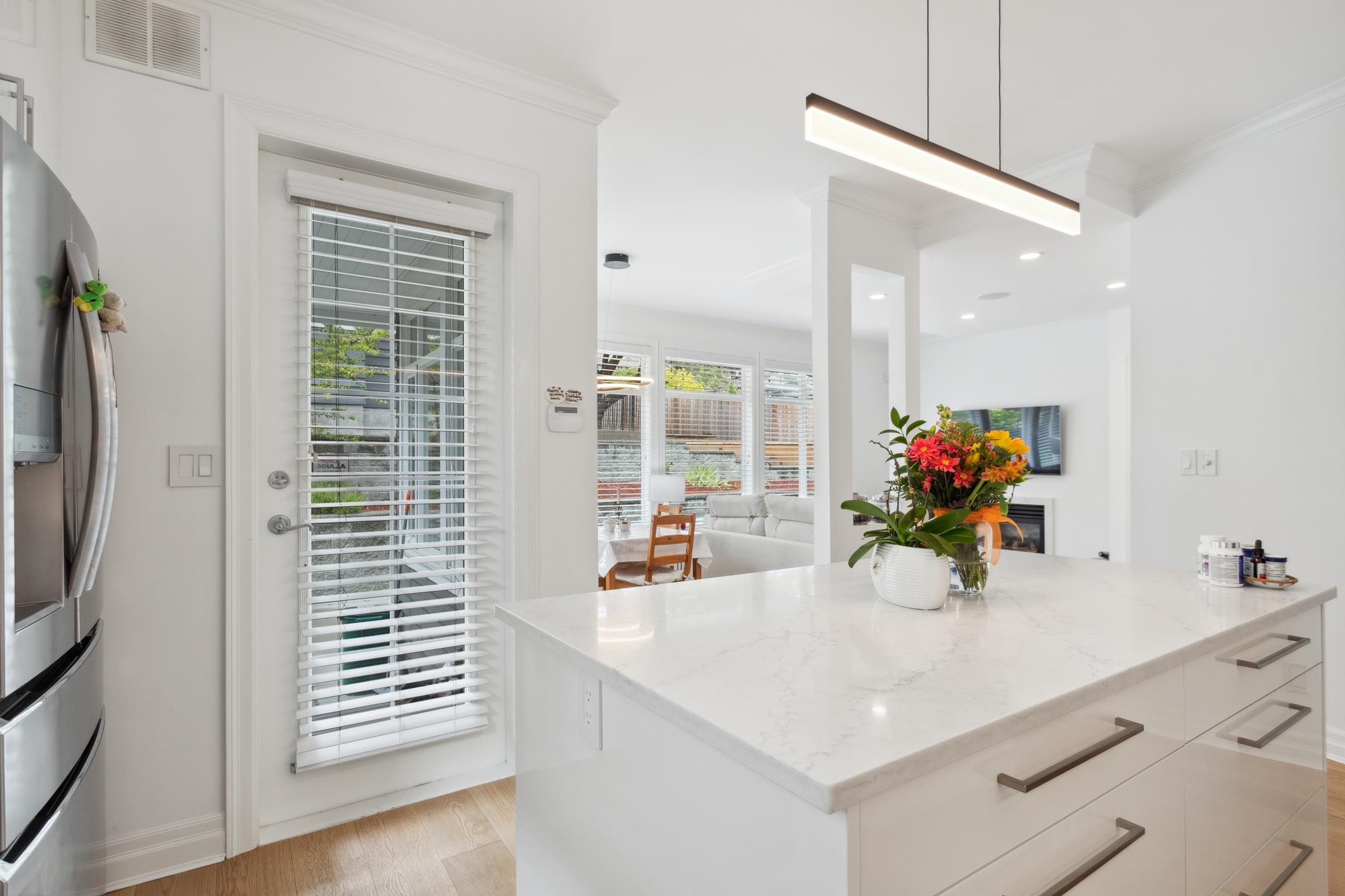 Listing image of 2459 MATHERS AVENUE