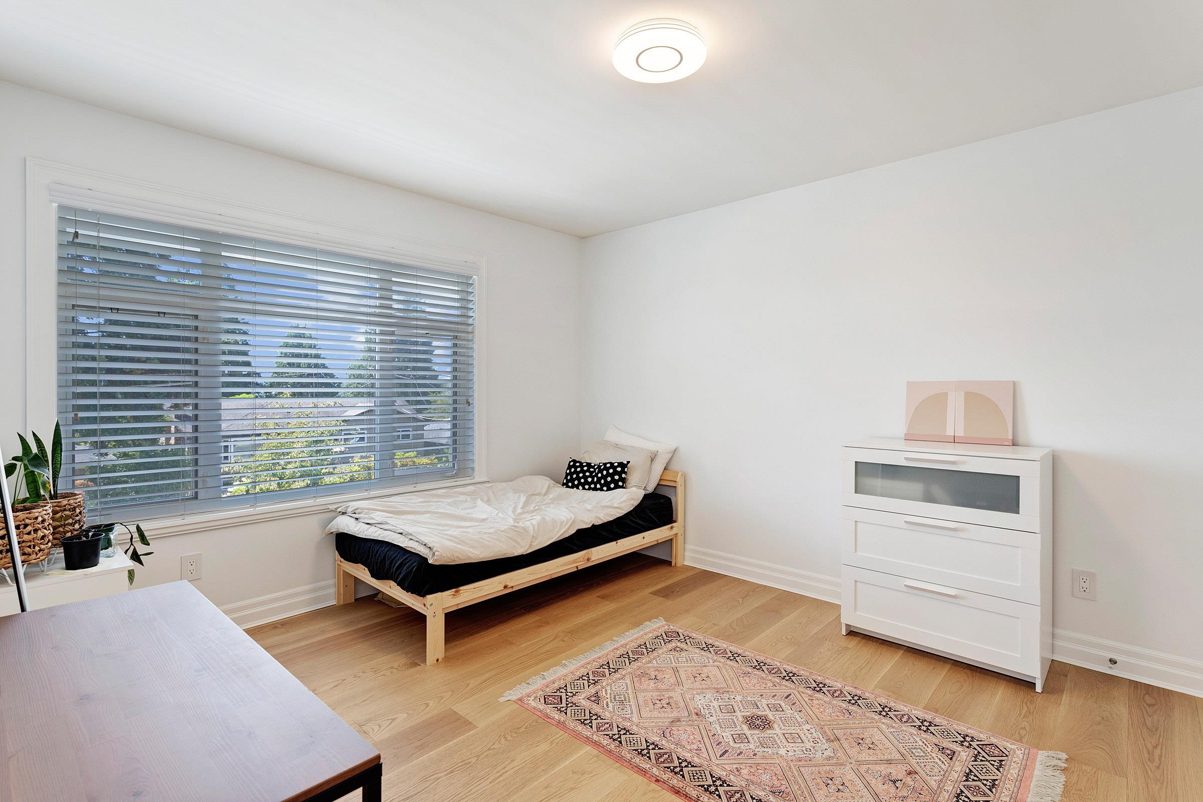 Listing image of 2459 MATHERS AVENUE