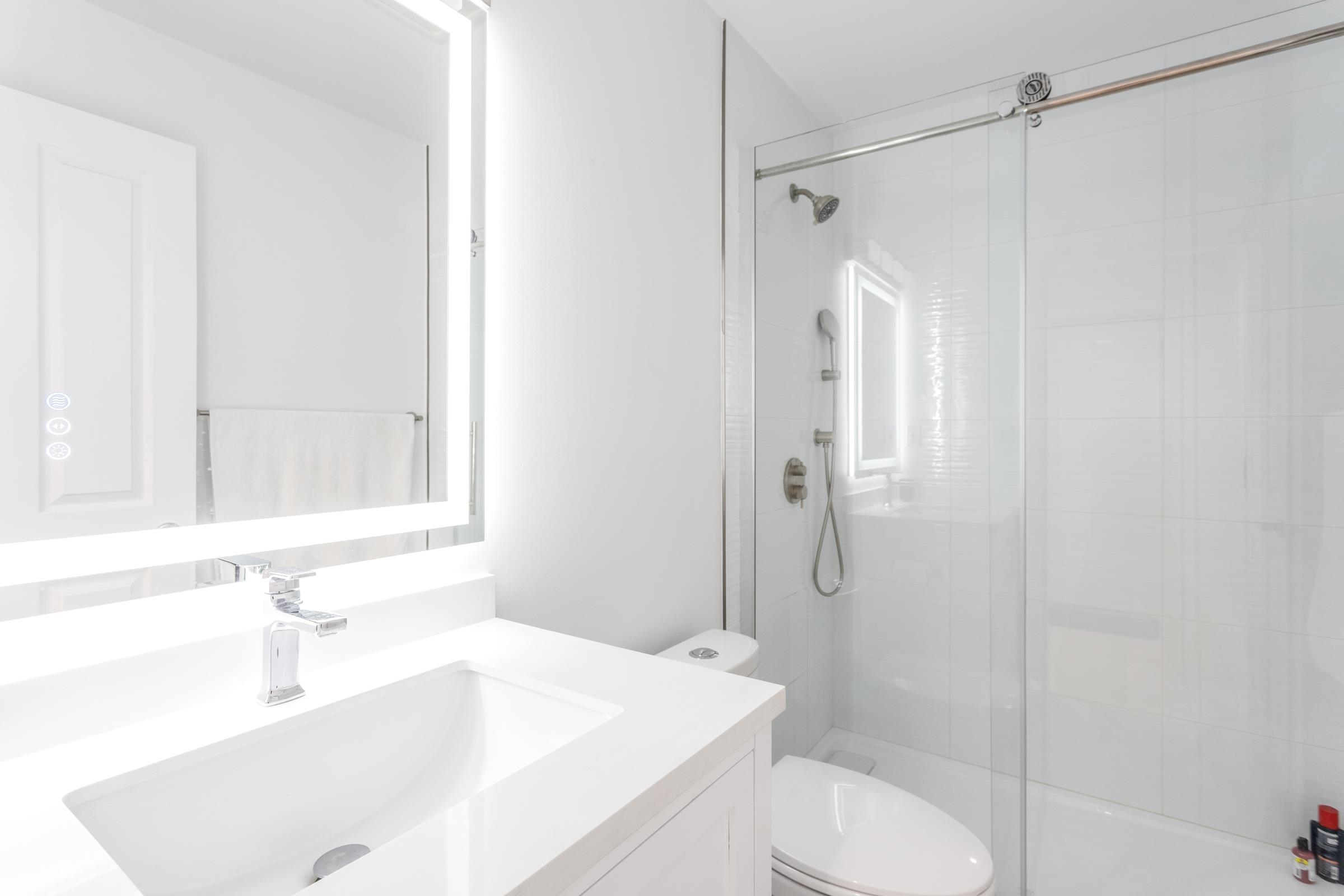 Listing image of 2459 MATHERS AVENUE
