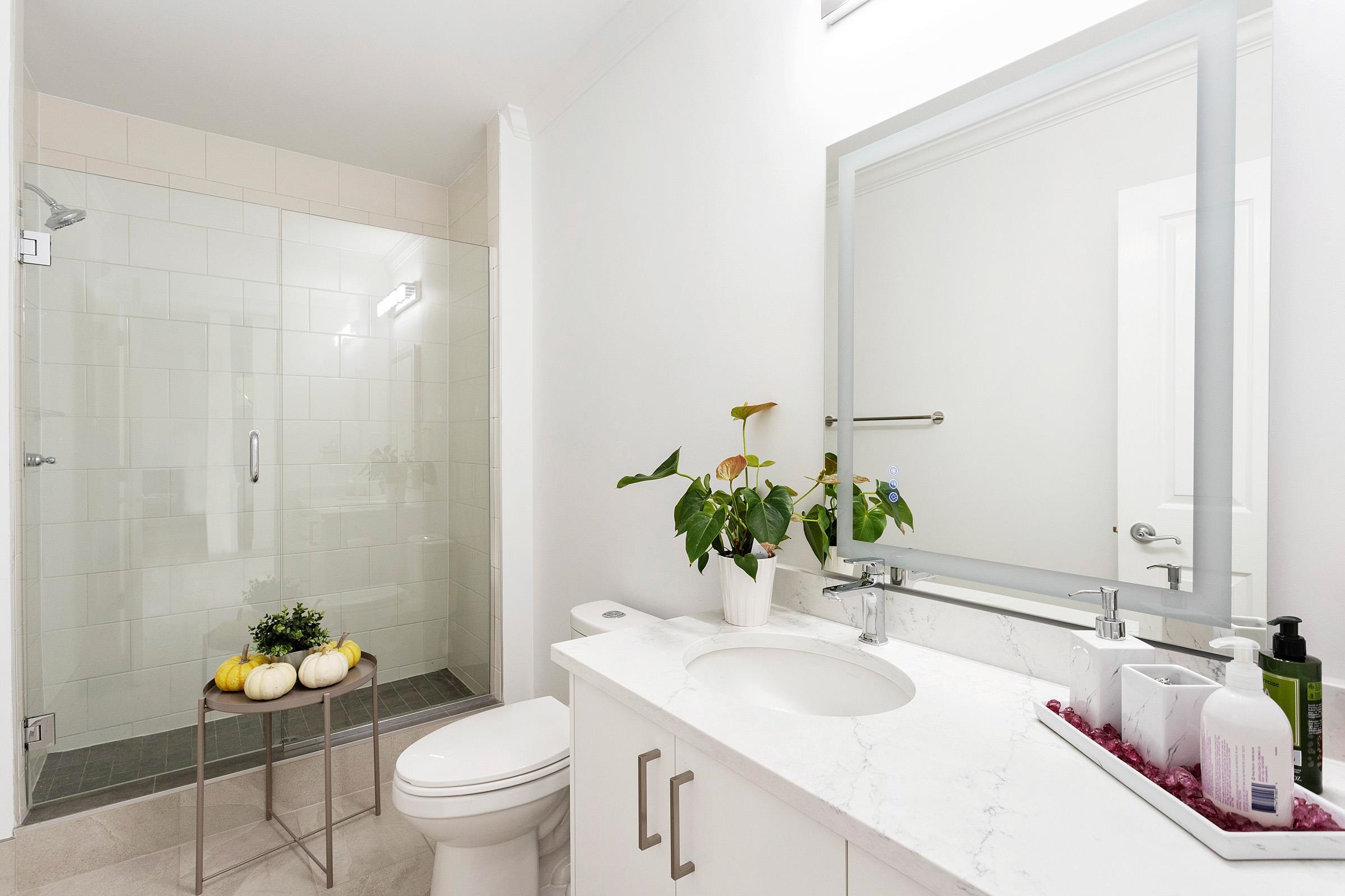 Listing image of 2459 MATHERS AVENUE