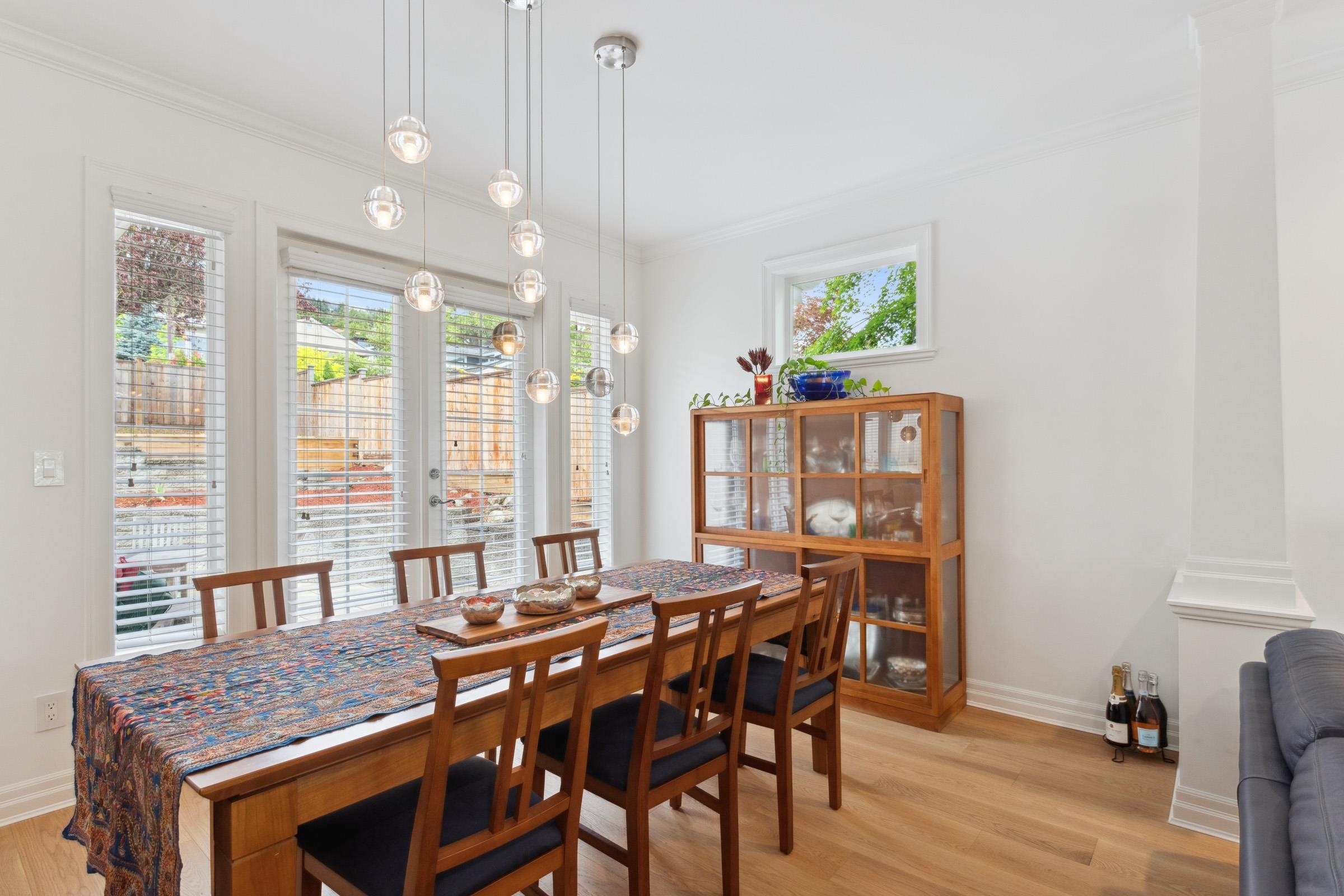 Listing image of 2459 MATHERS AVENUE