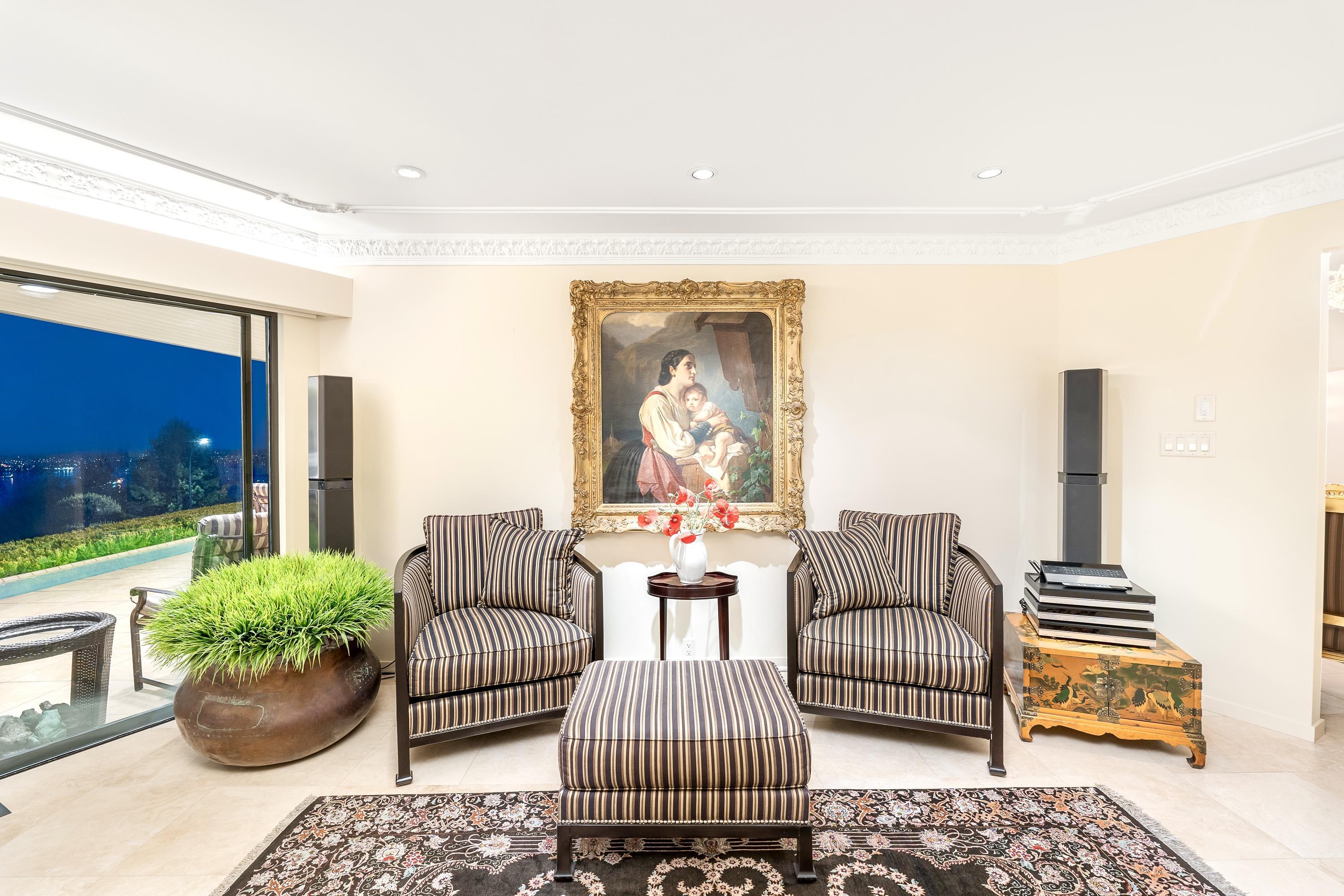 Listing image of 1485 CHARTWELL DRIVE
