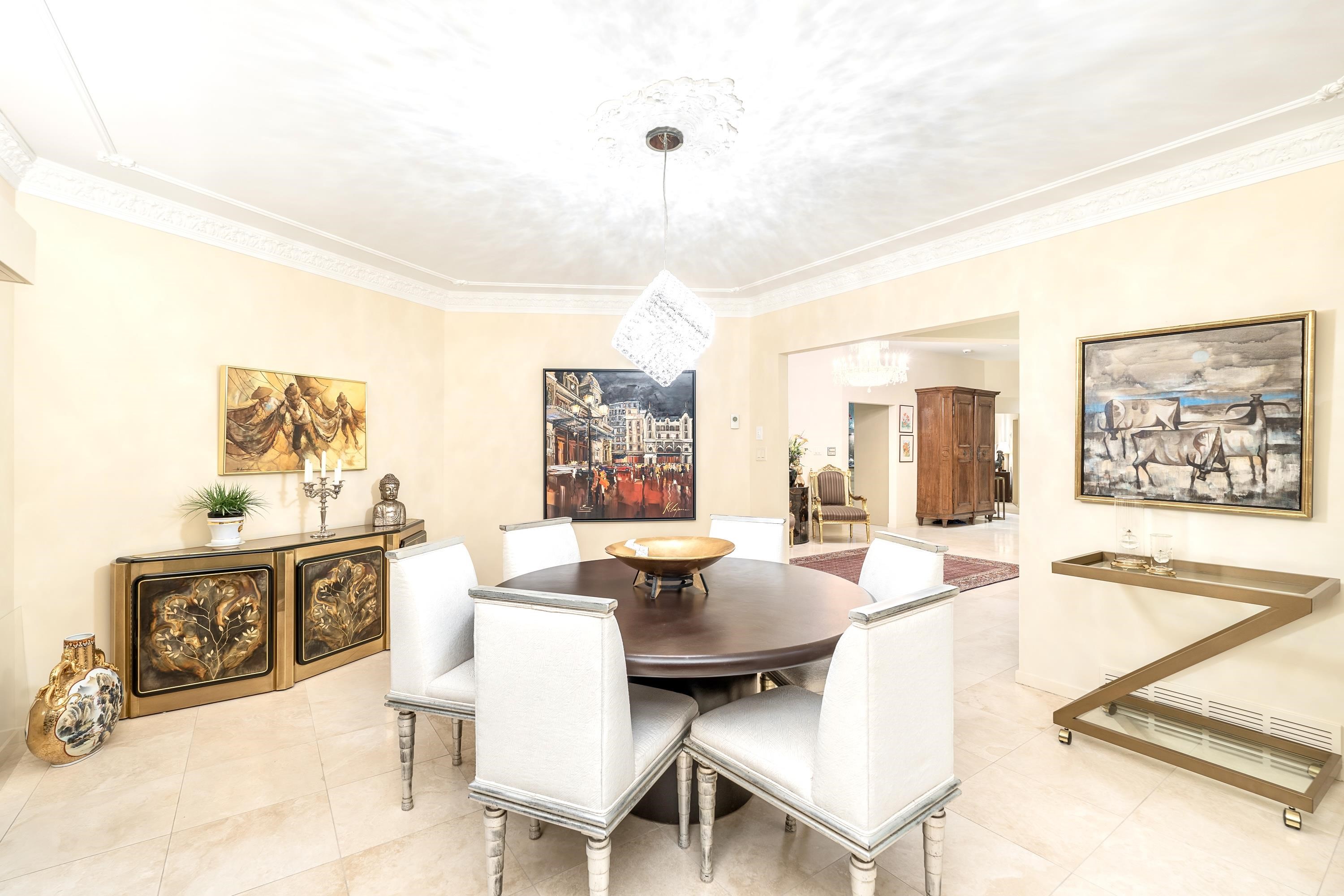 Listing image of 1485 CHARTWELL DRIVE
