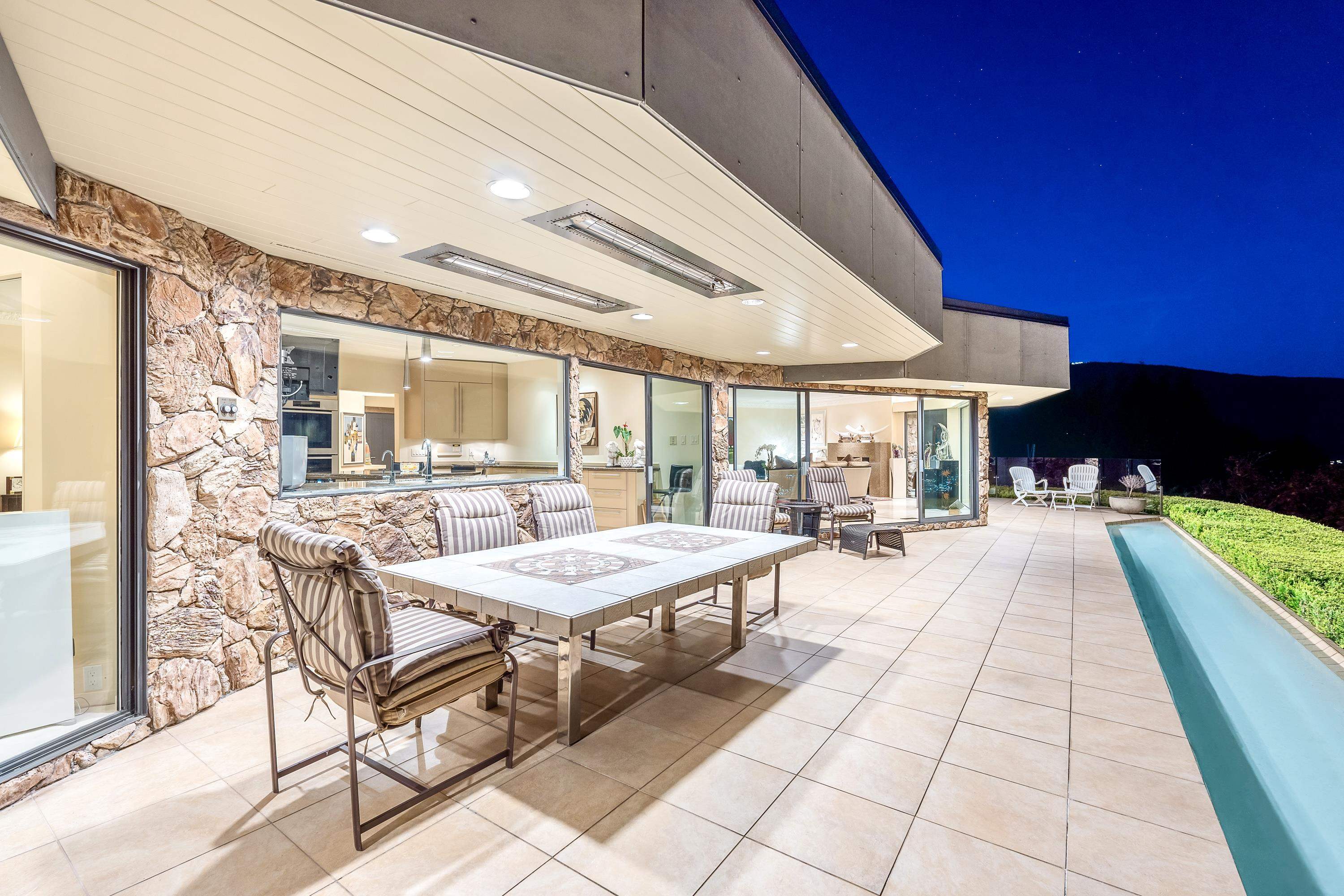 Listing image of 1485 CHARTWELL DRIVE
