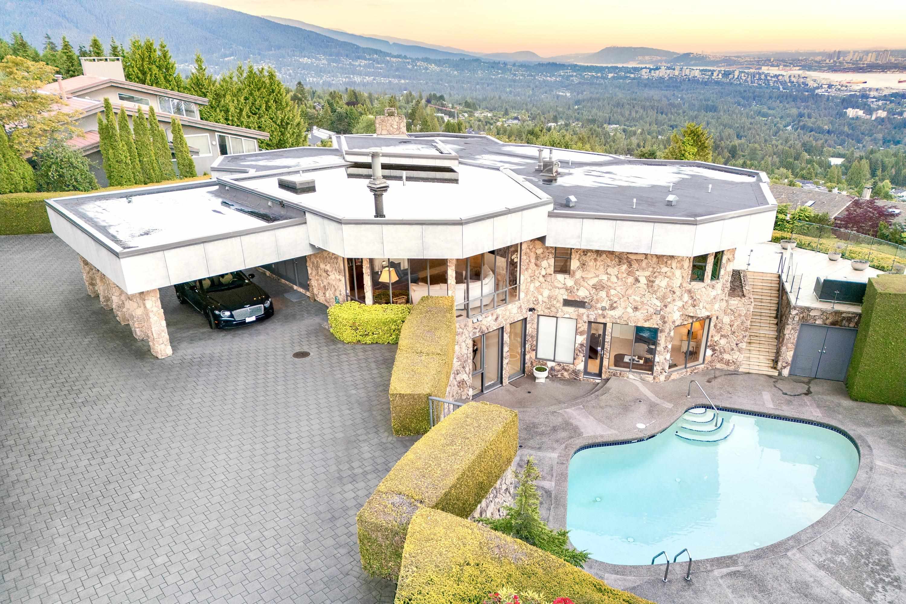 Listing image of 1485 CHARTWELL DRIVE