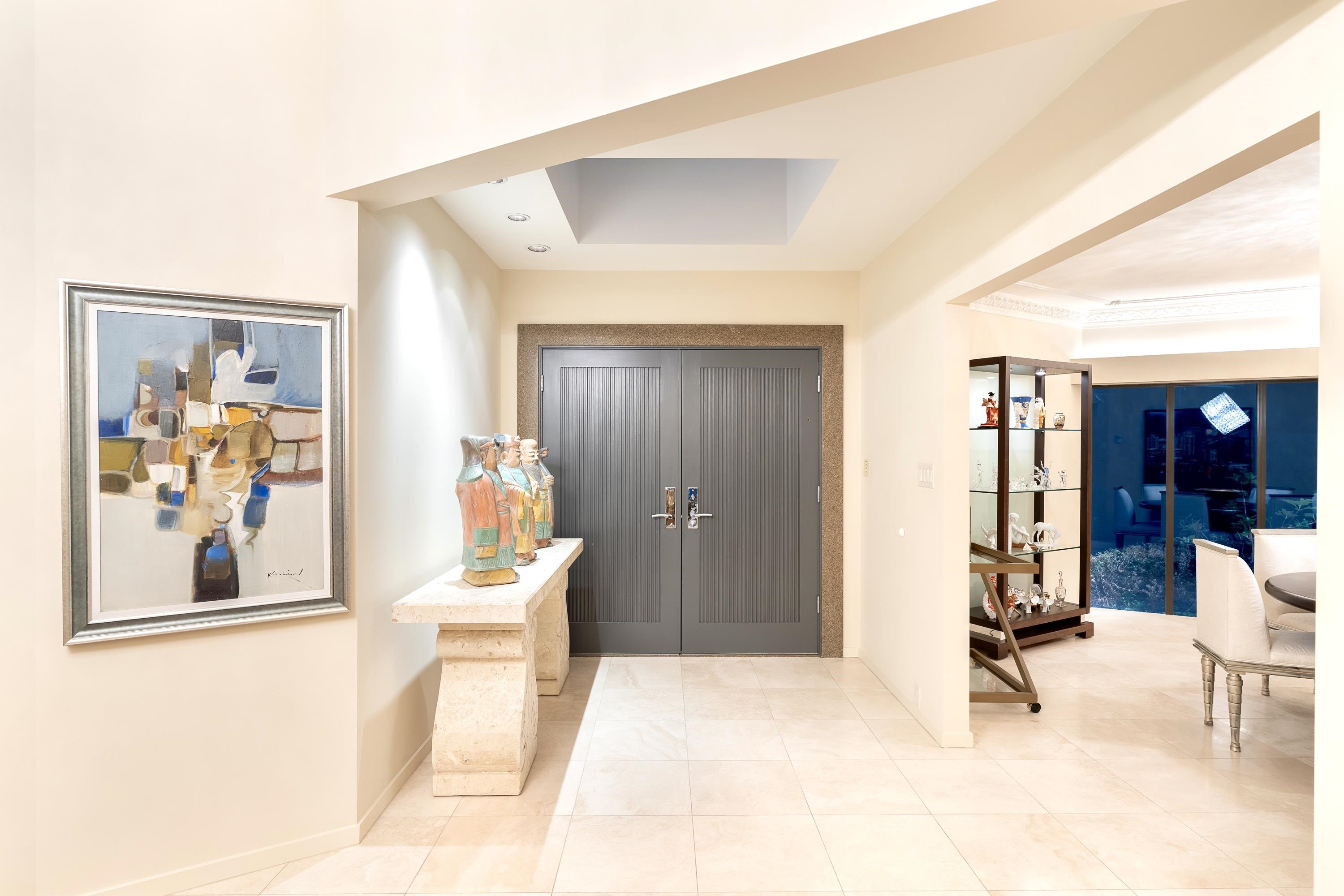Listing image of 1485 CHARTWELL DRIVE