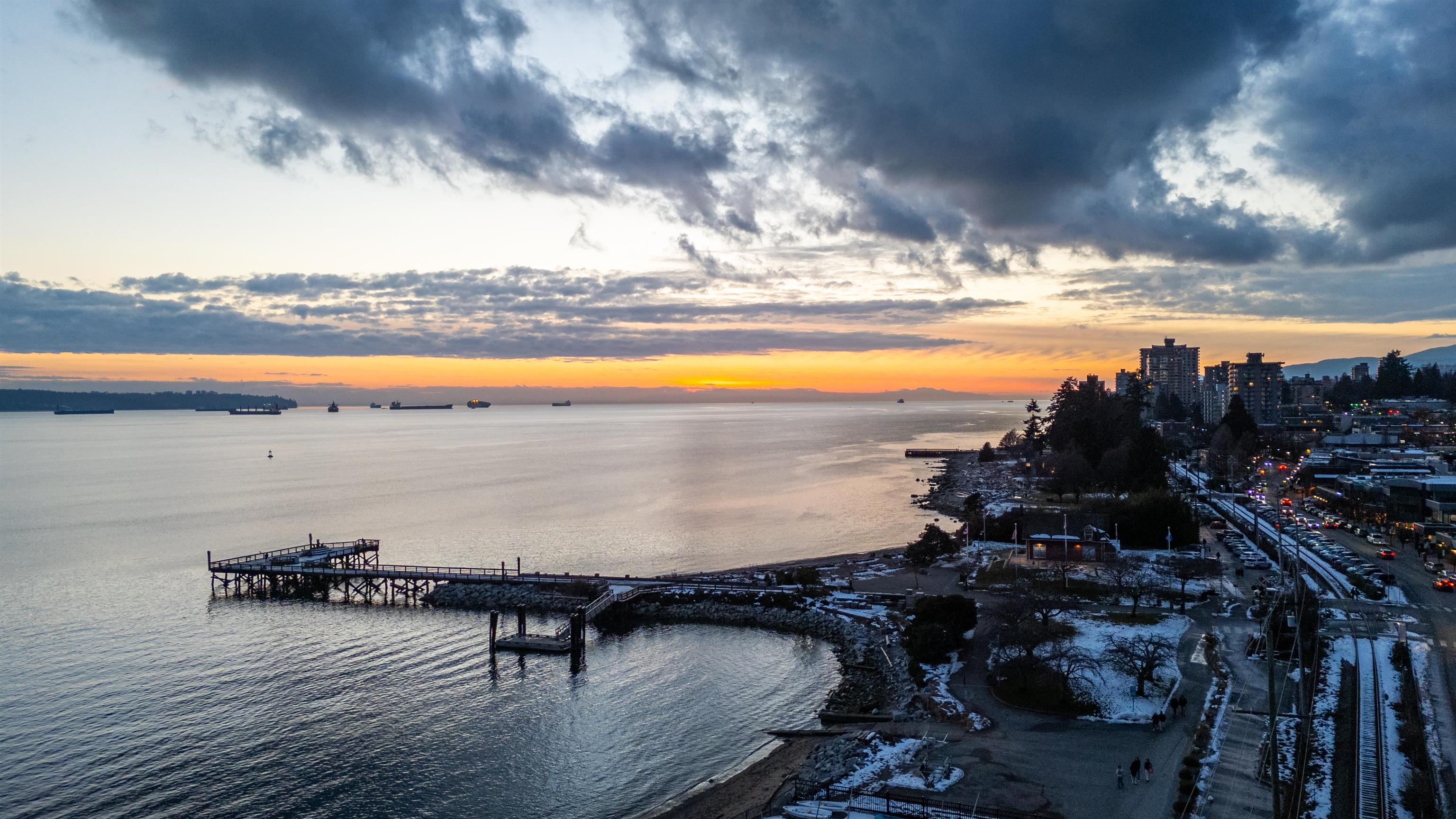 Listing image of 507 1327 BELLEVUE AVENUE