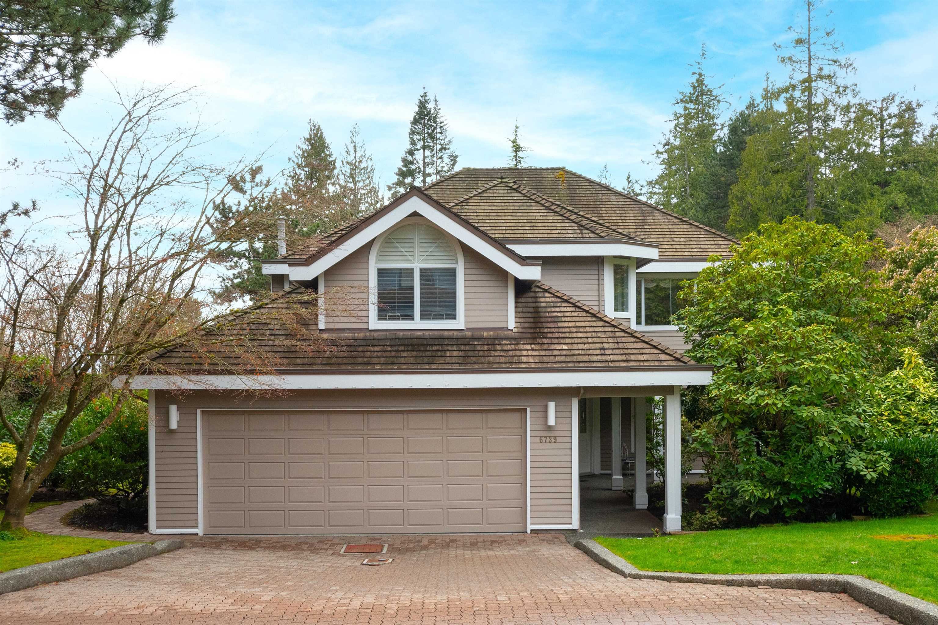 Listing image of 6739 DUFFERIN AVENUE