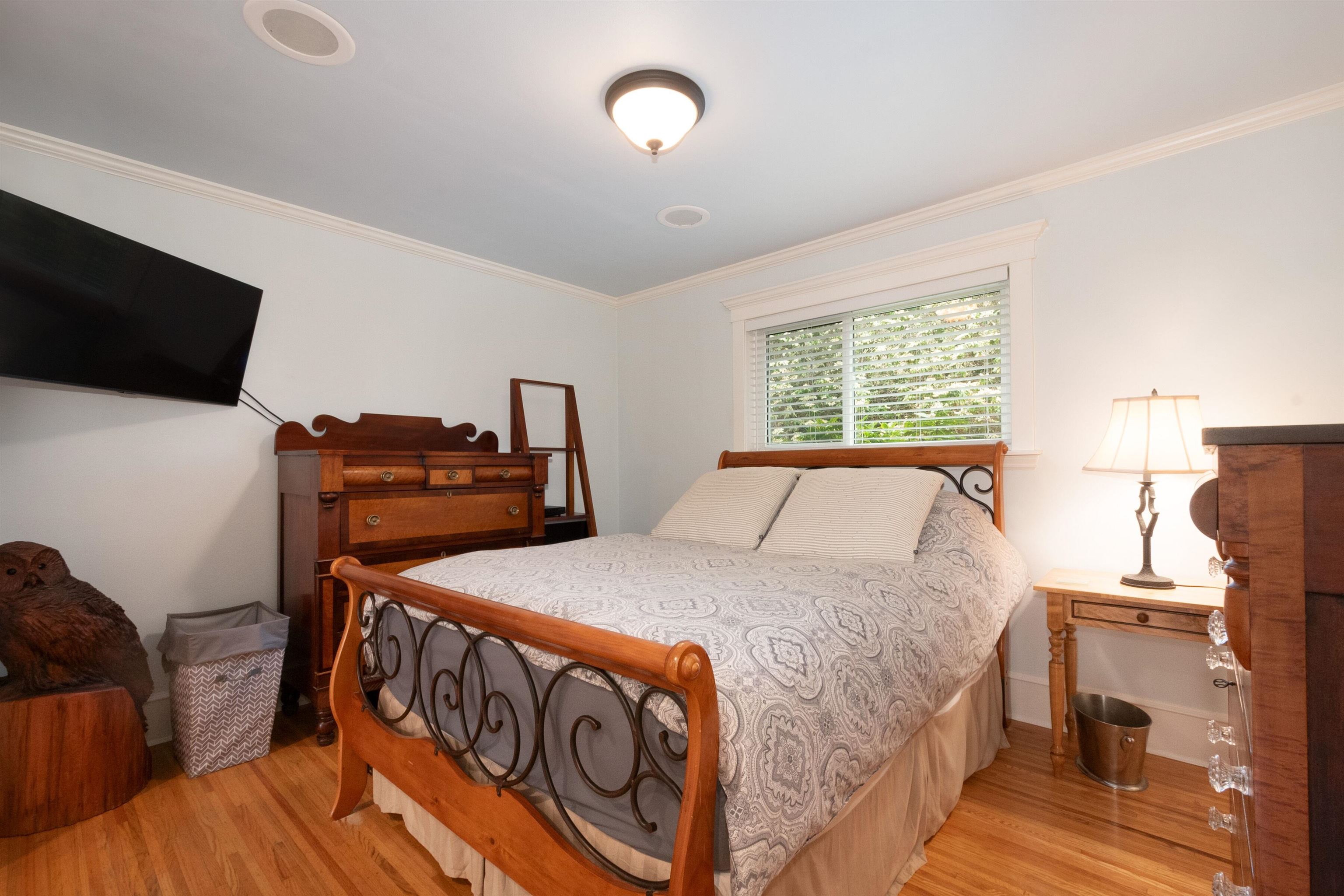 Listing image of 2288 RIVERSIDE DRIVE