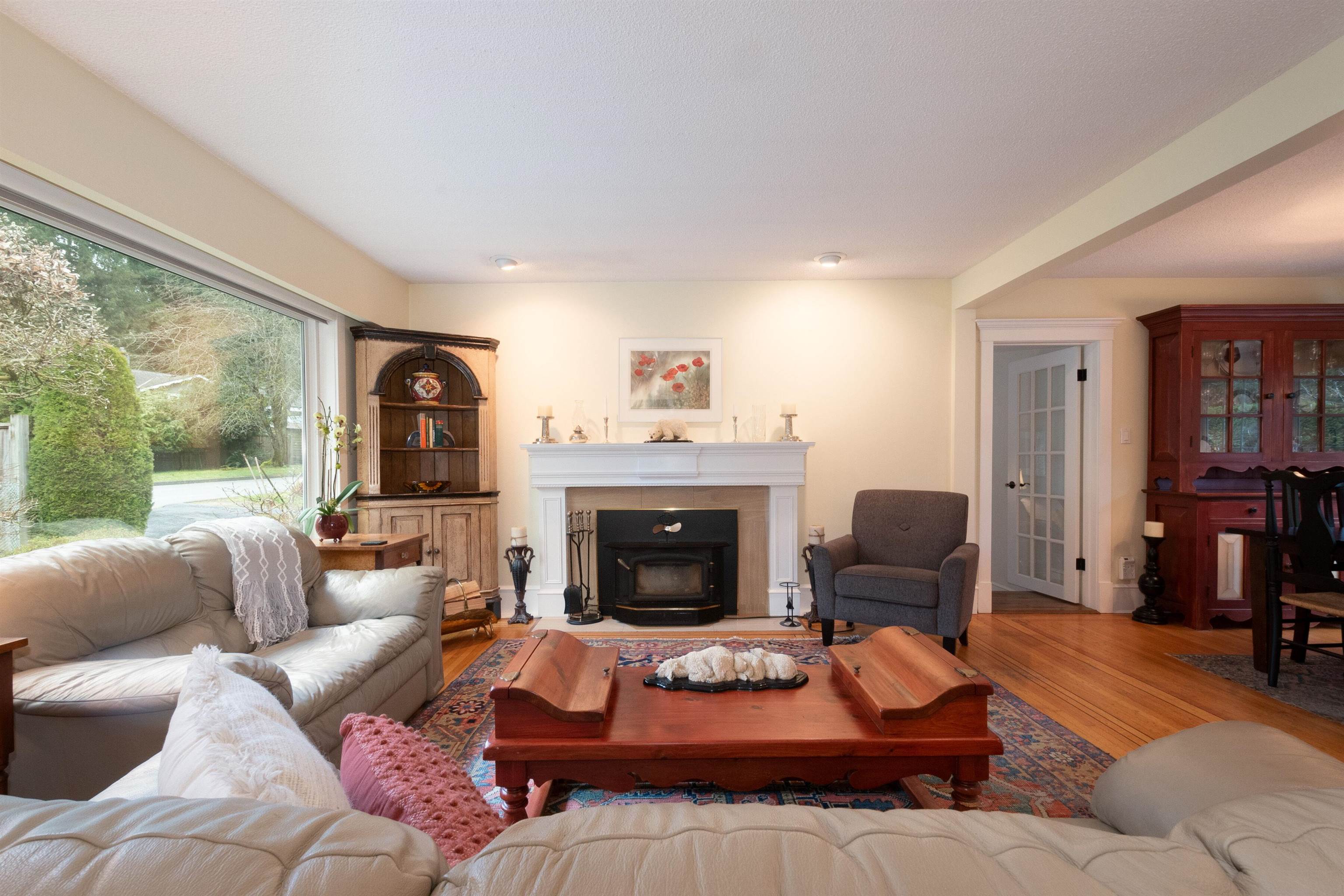 Listing image of 2288 RIVERSIDE DRIVE